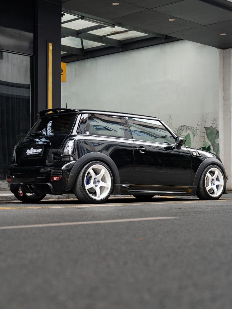 Vinilo Wrap Ultimate Black CG01 HD – TeckWrap - Imagen 3